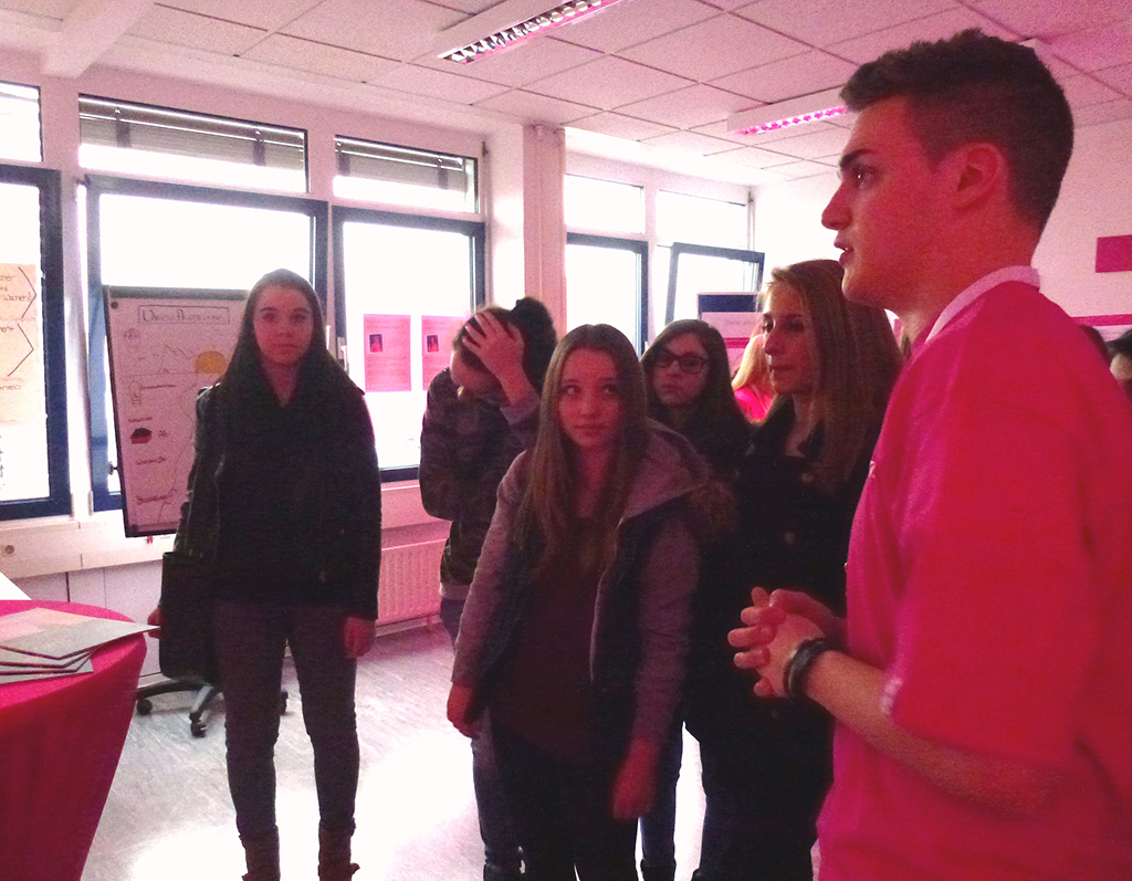 KiJuFö startet mit 14 Jugendlichen zur „3. Nacht der Ausbildung“ in Darmstadt