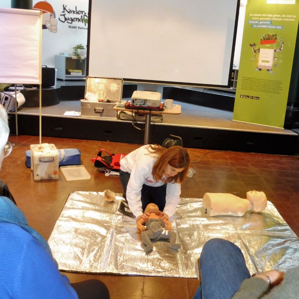 „Erste Hilfe am Kind“ Kurs für Eltern im Jugendzentrum In Kooperation mit der BARMER und der Johanniter-Unfall-Hilfe e.V. organisierte die Kinder- und Jugendförderung der Stadt Babenhausen vor Kurzem einen Kurs [&hellip;]