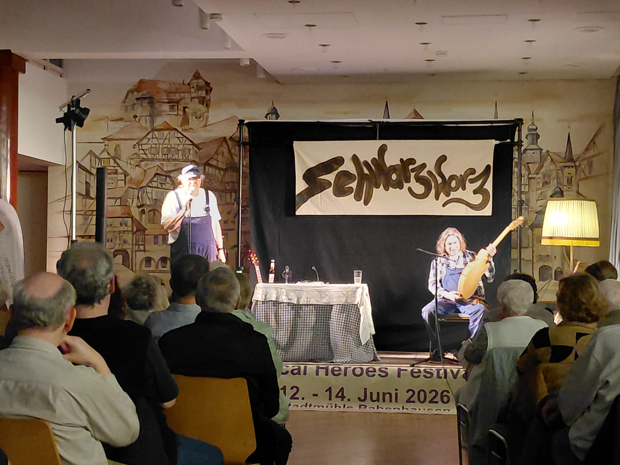 DieVunDo, aaner von Frankfort und zwaa Hejershaiser – Mundartherz, was willst Du mehr. Einen kurzweiligen Abend erlebten die Besucher der Veranstaltung 1. Bawwehäuser Mundart Abend am vergangenen Samstag im kleinen [&hellip;]